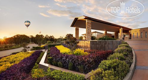 Hotelier's photos Crowne Plaza Hunter Valley 4*
