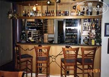 Hotelier's photos Quality Inn Grafton Airport 4*