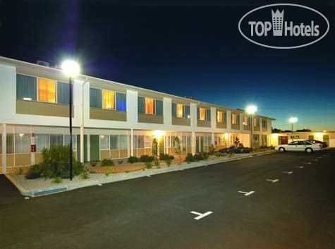 Hotelier's photos Edgewater Hotel 3*