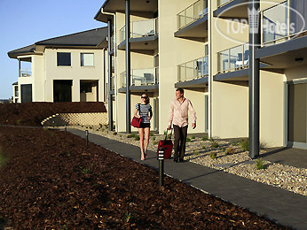 New photos from tourists Grand Mercure Links Lady Bay 4*