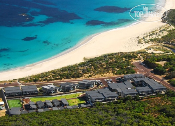 Hotelier's photos Smiths Beach Resort 4*