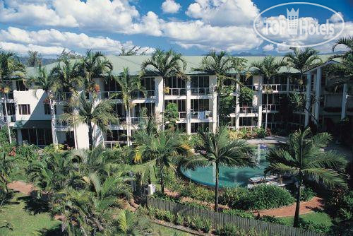 Hotelier's photos Beaches Port Douglas 4*