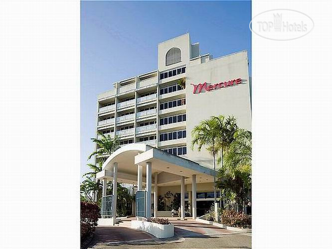 Hotelier's photos Mercure Cairns Harbourside 3*