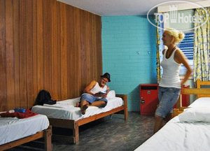 Hotelier's photos Nomads Esplanade Backpackers Hostel 3*
