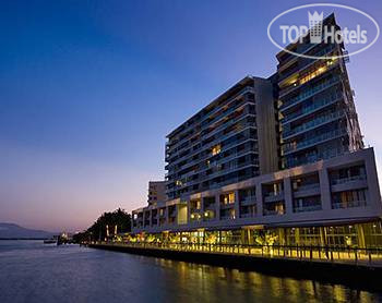 Hotel photo Cairns Harbour Lights 4*