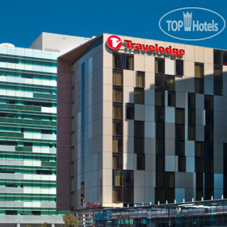 Фото Travelodge Docklands Melbourne Hotel