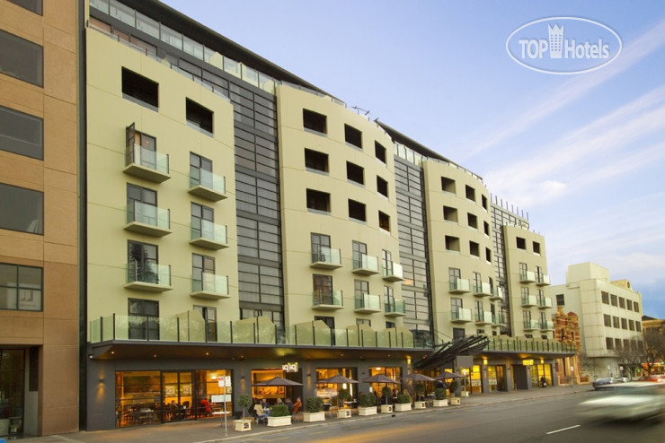 New photos from tourists Mantra Hindmarsh Square 4*