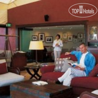 Photos Longitude 131