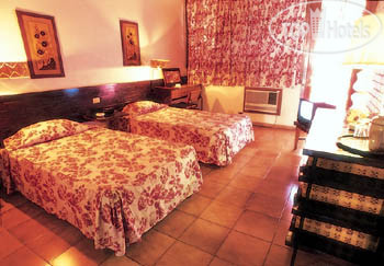 New photos from tourists Carrusel Versalles 3*