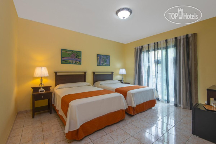 Hotelier's photos Islazul Los Delfines 3*