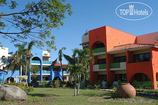 Hotel photo Brisas Santa Lucia 4*
