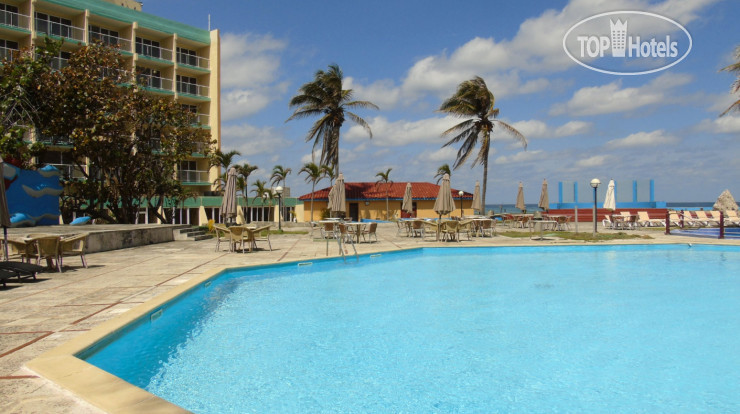 New photos from tourists Roc El Viejo y El Mar 4*