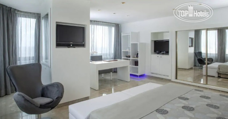 New photos from tourists Melia Cohiba 5*