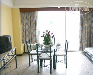 New photos from tourists Las Torres Gemelas 3*