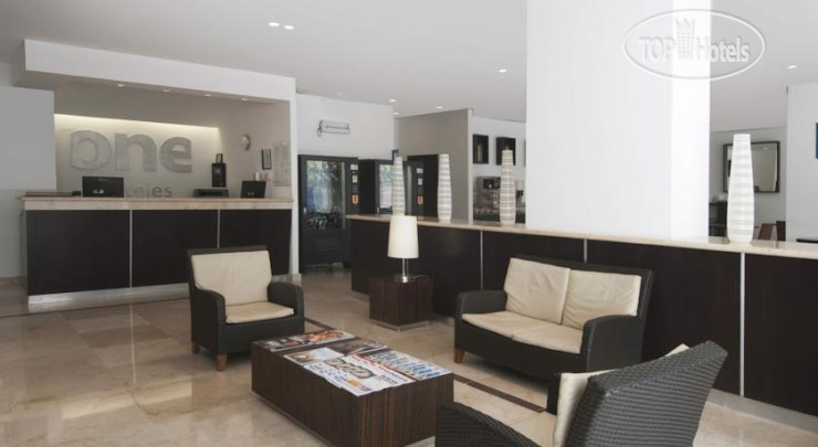 New photos from tourists One Acapulco Costera 3*