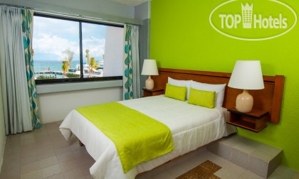 Новые добавленные фото туристов Cancun Bay Resort 3*