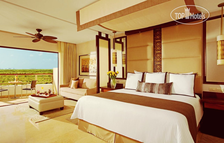 Hotel photo Secrets Playa Mujeres Golf & Spa Resort 5*
