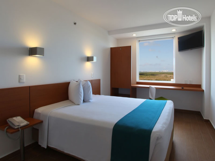 New photos from tourists One Cancun Centro 3*