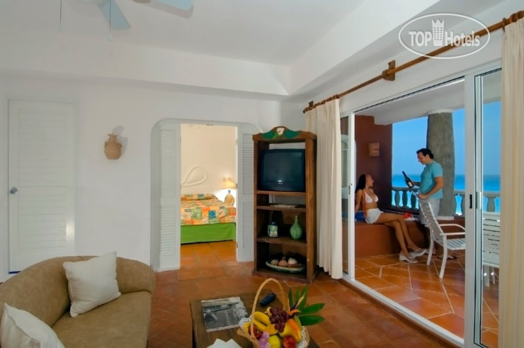 New photos from tourists MIA Cancun Resort 4*