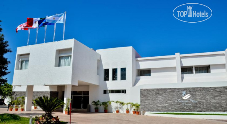 Hotelier's photos Q-Bay Hotel & Suites Cancun 3*
