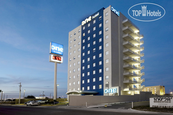 Hotelier's photos One Reynosa Valle Alto 3*