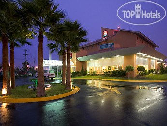 Hotel photo Ibis Monterrey Aeropuerto 3*