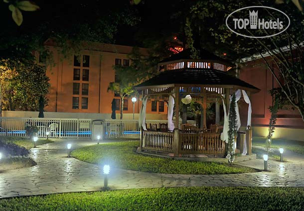 New photos from tourists Courtyard Monterrey Airport 4*