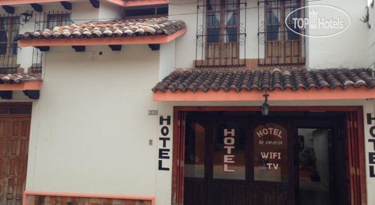 Hotel photo  Los Robles 2*