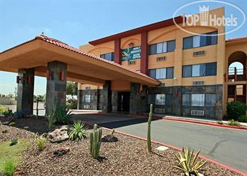 Photos Quality Inn & Suites Phoenix