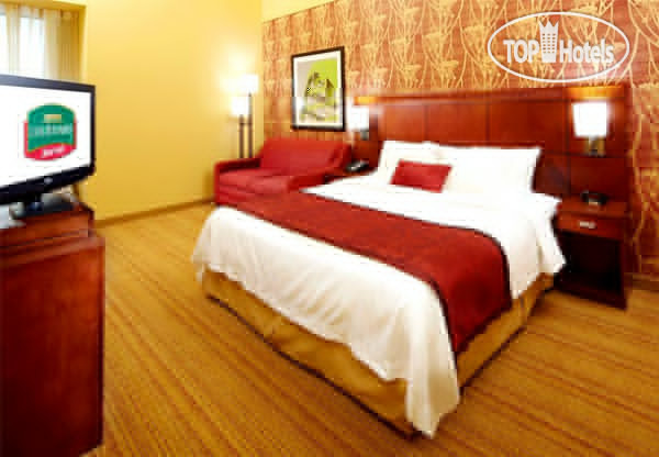 Фото Courtyard Pittsburgh Downtown