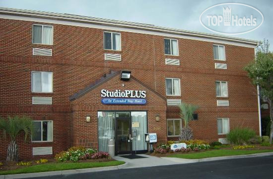 Фото StudioPLUS Deluxe Studios