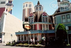 Photos Casino Royale and Hotel