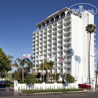 Photos Mr. C Beverly Hills