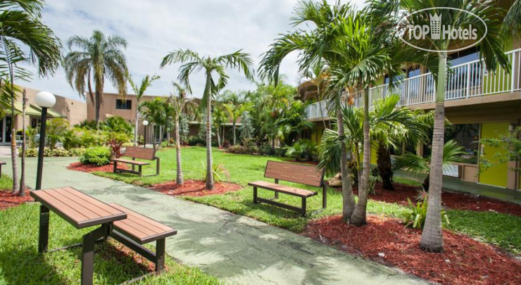 Photos Rodeway Inn & Suites Airport/Cruise Port