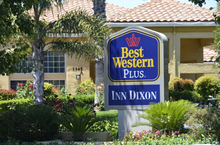 Hotelier's photos Best Western Plus Inn Dixon 3*