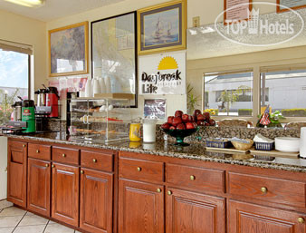 Новые добавленные фото туристов Days Inn Lost Hills 2*