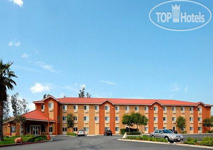 Hotelier's photos Comfort Inn Fontana 2*