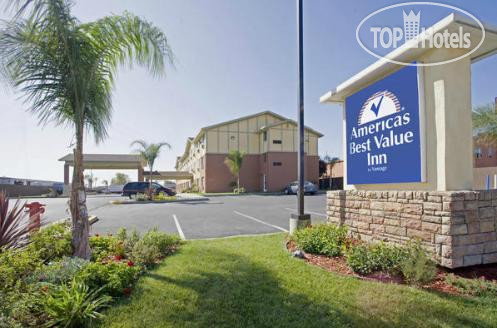 Hotelier's photos Americas Best Value Inn-Hayward Union City 2*
