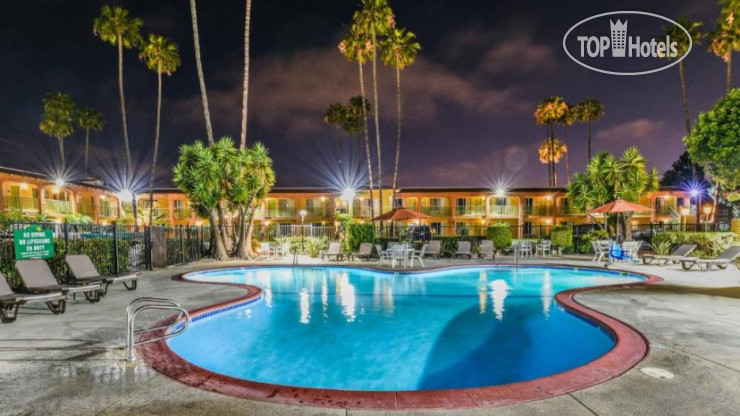 Hotelier's photos Vagabond Inn Costa Mesa Hotel 2*