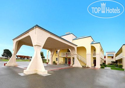 Hotel photo Quality Inn & Suites Redwood Coast 2*