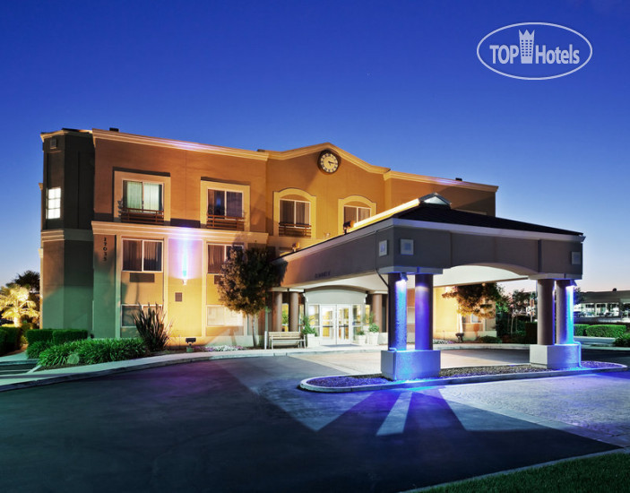 Hotelier's photos Holiday Inn Express Hotel & Suites San Jose-Morgan Hill 3*