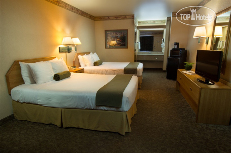 New photos from tourists The Redwood Fortuna Riverwalk Hotel 3*