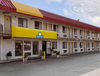 Hotelier's photos Days Inn Fresno South 2*