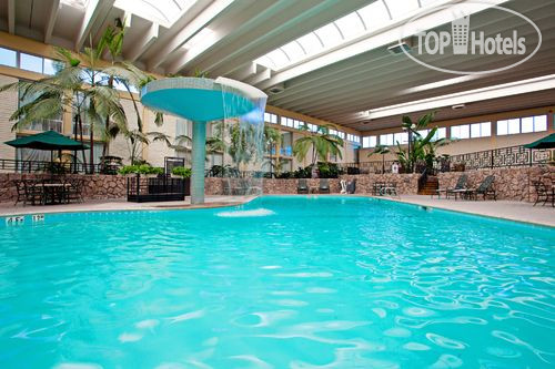 New photos from tourists Holiday Inn Fresno-Airport 3*