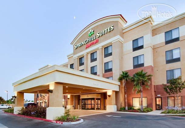 New photos from tourists SpringHill Suites Fresno 3*