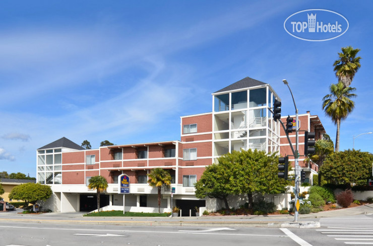 Hotelier's photos Best Western Plus All Suites Inn 3*