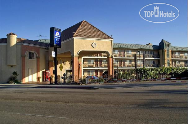 Hotelier's photos Americas Best Value Inn & Suites-El Monte Los Angeles 2*