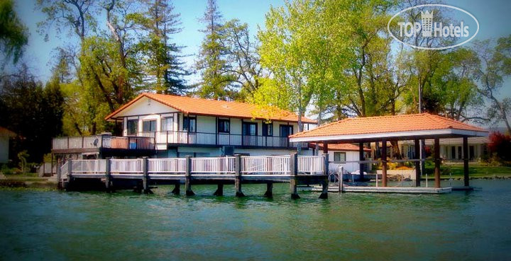 Hotel photo Clear Lake Beach House 4*