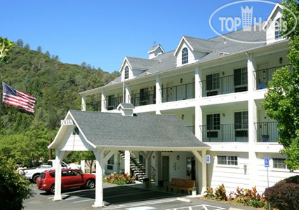 Фотографии отеля  Comfort Inn Yosemite Valley Gateway 2*