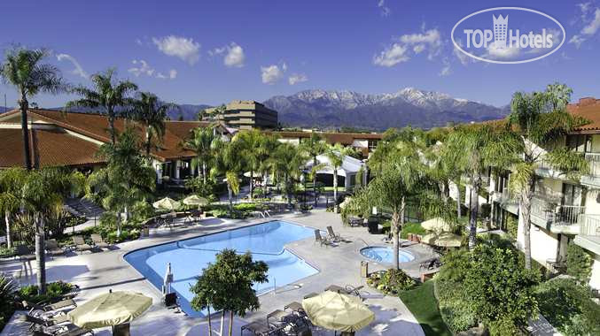 Hotelier's photos DoubleTree by Hilton Ontario Airport 3*